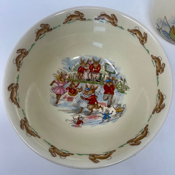 Vintage British Royal Doulton 1954 Bunnykins Children's Bone China Set - Picture 2 of 5